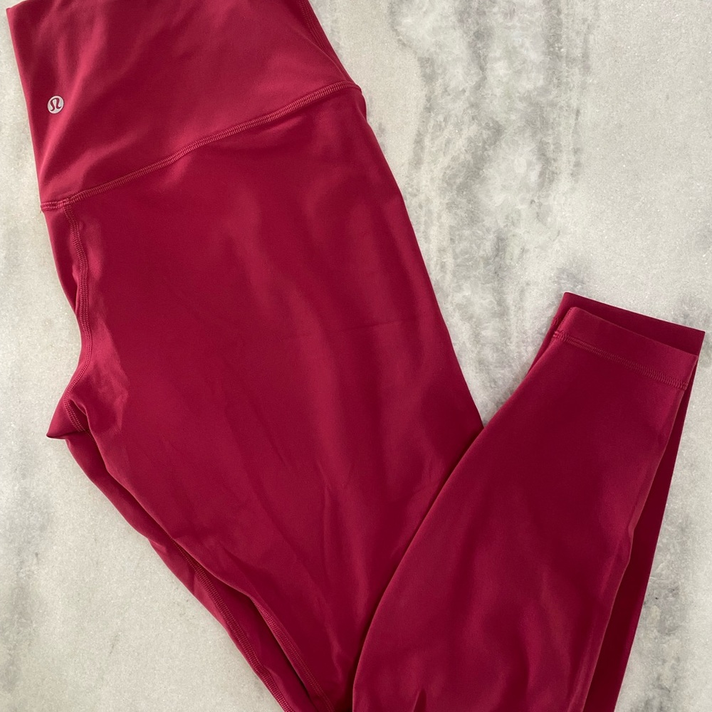 Lululemon align 28”
